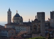 25 Campanili, cupole, torri da Santa Maria Maggiore alla Torre Civica